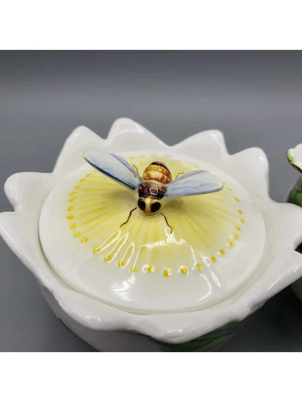 Vintage Lefton Bee Line Creamer & Sugar Set Bumble Bee Ceramic #1291 Japan